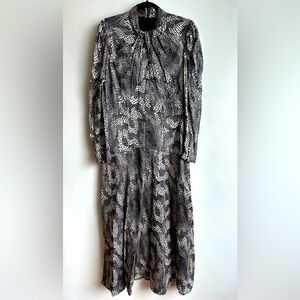 ISABEL MARANT 
Vilma Graphic Print Twist Puff Sleeve Maxi Dress Size FR 40 US 8